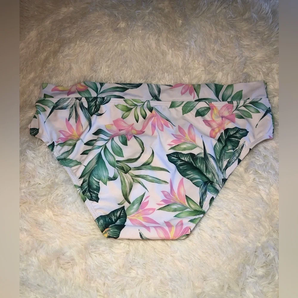 VENUS Tropical Leaf Print Women's Bathing suit bottoms size 20 NWOT